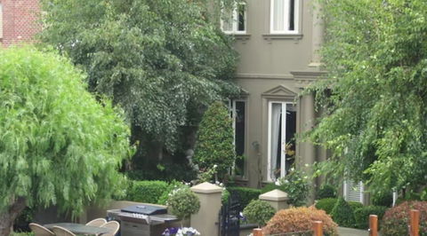 Gallery Apartments - New Castle Holiday 1