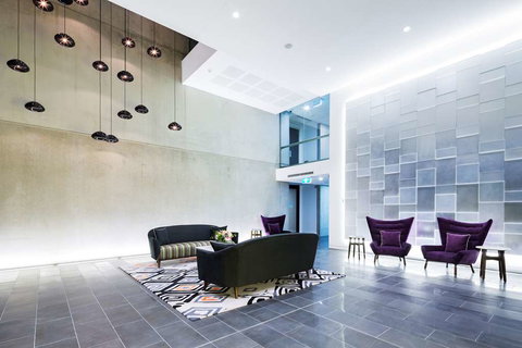 Avenue Hotel Canberra - New Castle Holiday 1