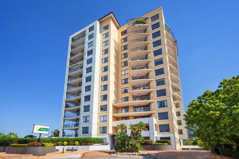 Bridgewater Apartments - New Castle Holiday 0