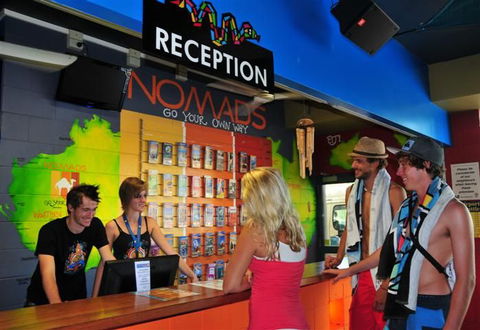 Nomads Cairns Backpackers Resort - New Castle Holiday 1