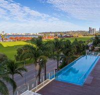 Crowne Plaza Perth - New Castle Holiday
