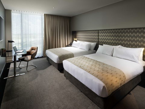 Pullman Brisbane Airport Hotel - New Castle Holiday 2