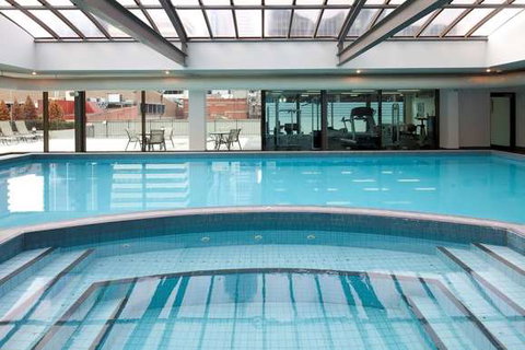 Mantra on Russell - New Castle Holiday 1