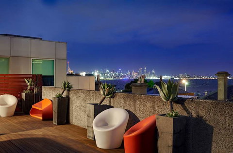 Punthill Williamstown - New Castle Holiday 1