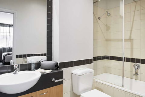 Punthill Flinders Lane - New Castle Holiday 2