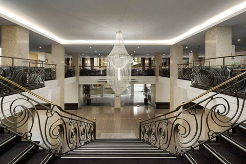 The Victoria Hotel Melbourne - New Castle Holiday 2