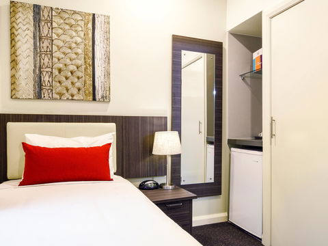 Ibis Styles Kingsgate Hotel - New Castle Holiday 2