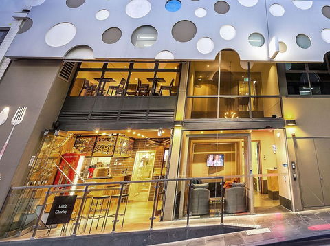 City Centre Budget Hotel - New Castle Holiday 1