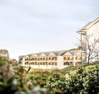 Novotel Barossa Valley Resort - New Castle Holiday