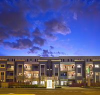 Quest Glen Waverley - New Castle Holiday