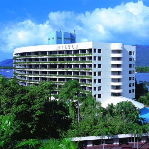 Hilton Cairns - New Castle Holiday 0