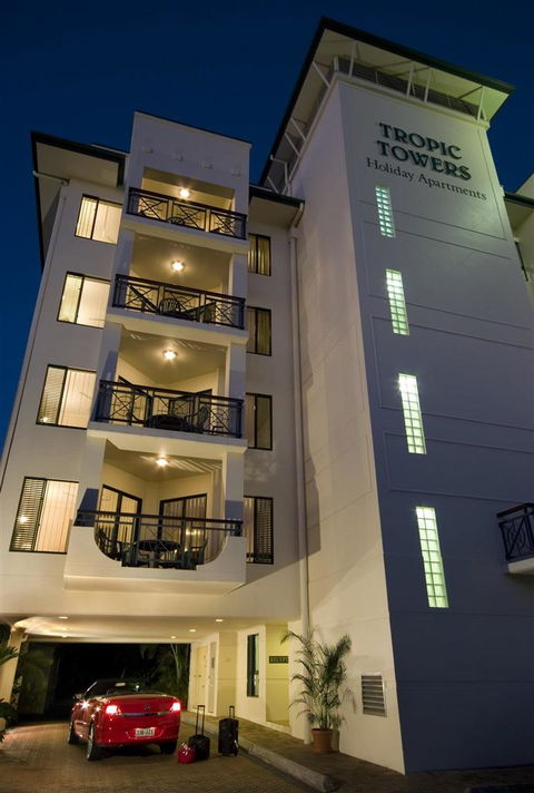 Tropic Towers Apartments - New Castle Holiday 1