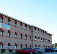 Arena Hotel - New Castle Holiday