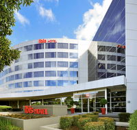 Hotel Ibis Glen Waverley - New Castle Holiday