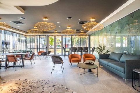 Sands Hotel by Nightcap Plus - New Castle Holiday 0