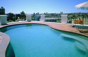 The Crescent On Bayswater - New Castle Holiday 1
