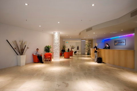 Oaks Gateway On Palmer - New Castle Holiday 1