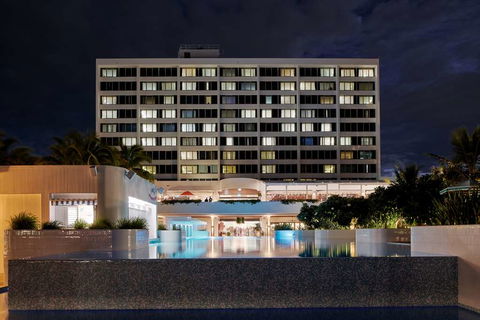 The Ville Resort Casino - New Castle Holiday 2