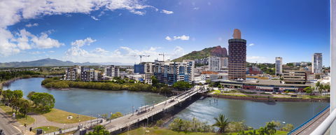 Hotel Grand Chancellor Townsville - New Castle Holiday 0