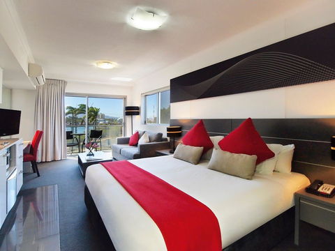 Oaks Metropole Hotel - New Castle Holiday 2