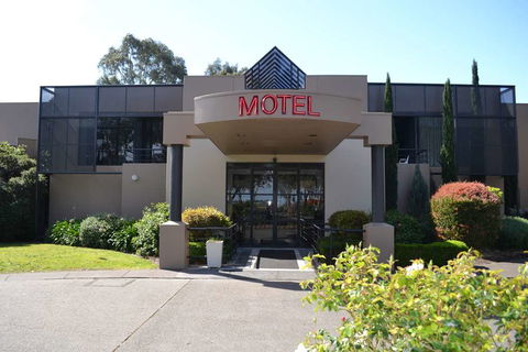 Dingley International Hotel - New Castle Holiday 0