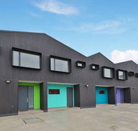 Quality Apartments Dandenong - New Castle Holiday