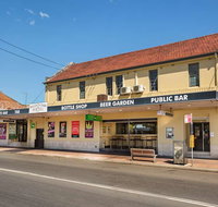 Nightcap at Regents Park Hotel - New Castle Holiday