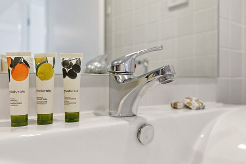 Astra Apartments Parramatta - New Castle Holiday 1