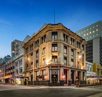 Quest Savoy - New Castle Holiday