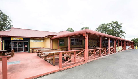 Nightcap at Jamison Hotel - New Castle Holiday 0