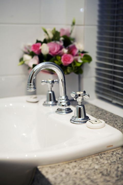 University House - ANU - New Castle Holiday 2