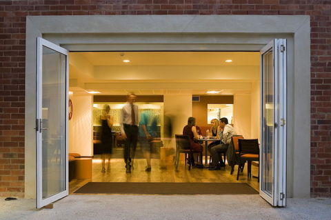 University House - ANU - New Castle Holiday 25