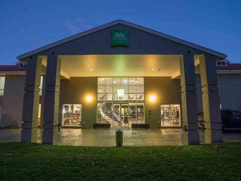 Ibis Styles Canberra - New Castle Holiday 0