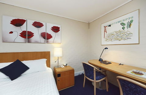 Ibis Styles Canberra - New Castle Holiday 41
