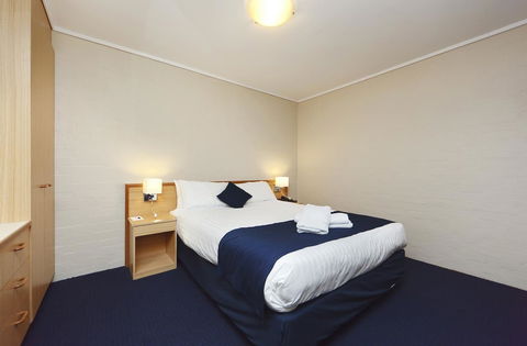 Ibis Styles Canberra - New Castle Holiday 29