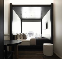 Little National Hotel - New Castle Holiday