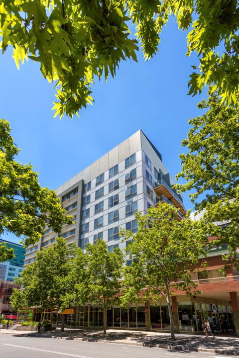 Nesuto Canberra - New Castle Holiday 1