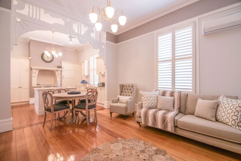 De Russie Boutique Hotel - New Castle Holiday 32