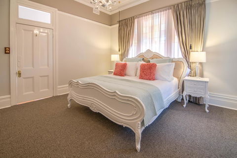 De Russie Boutique Hotel - New Castle Holiday 36