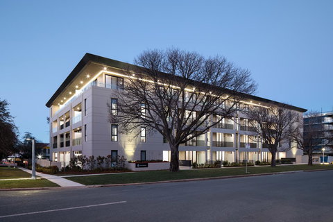 Knightsbridge Canberra - New Castle Holiday 2