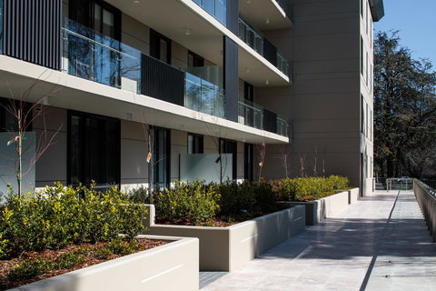 Knightsbridge Canberra - New Castle Holiday 5