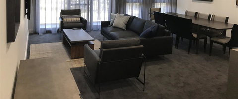 Knightsbridge Canberra - New Castle Holiday 34