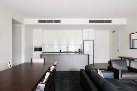 Knightsbridge Canberra - New Castle Holiday 11