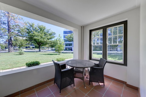 Hotel Kurrajong Canberra - New Castle Holiday 10