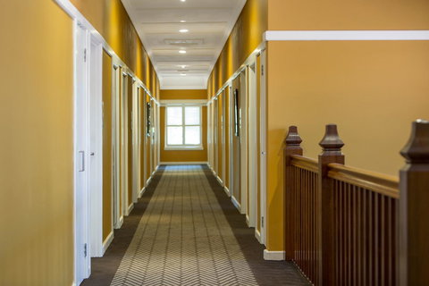 Hotel Kurrajong Canberra - New Castle Holiday 16