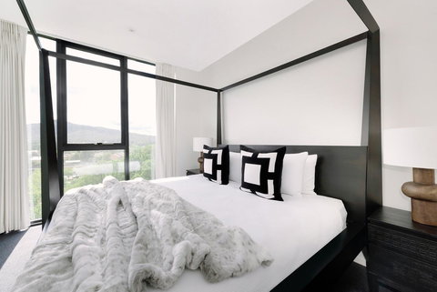 Birch Apartments In The City - New Castle Holiday 1