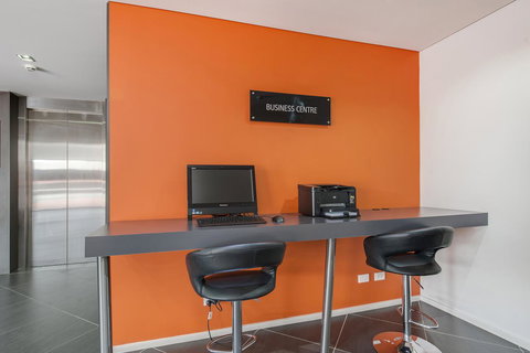 Abode Tuggeranong - New Castle Holiday 12