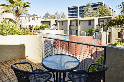Manuka Park Serviced Apartments - New Castle Holiday 3