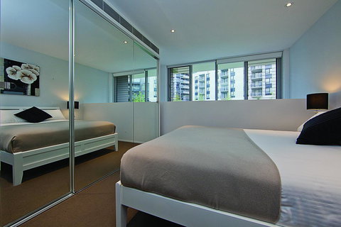 Realm Park 39 Barton ACT - New Castle Holiday 16