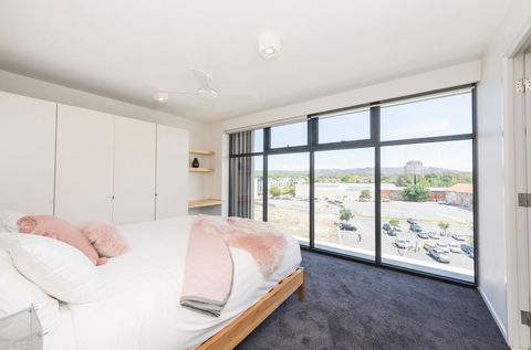 Dockside 4 Kingston ACT - New Castle Holiday 2